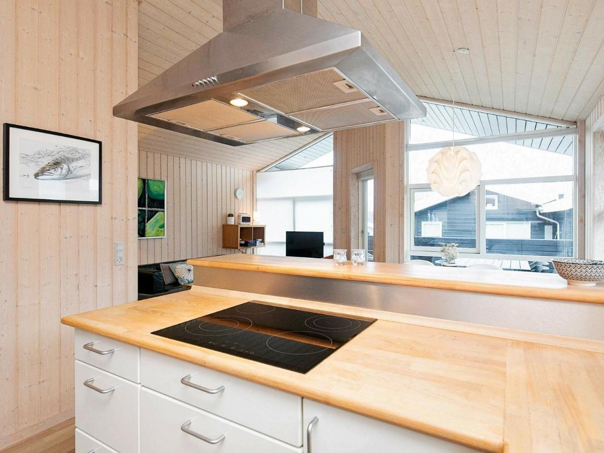 6 Person Holiday Home In Tranek R Fæbæk Eksteriør bilde