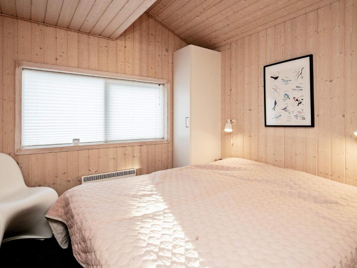 6 Person Holiday Home In Tranek R Fæbæk Eksteriør bilde