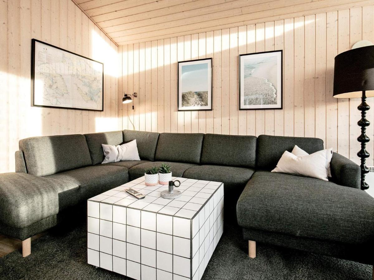 6 Person Holiday Home In Tranek R Fæbæk Eksteriør bilde